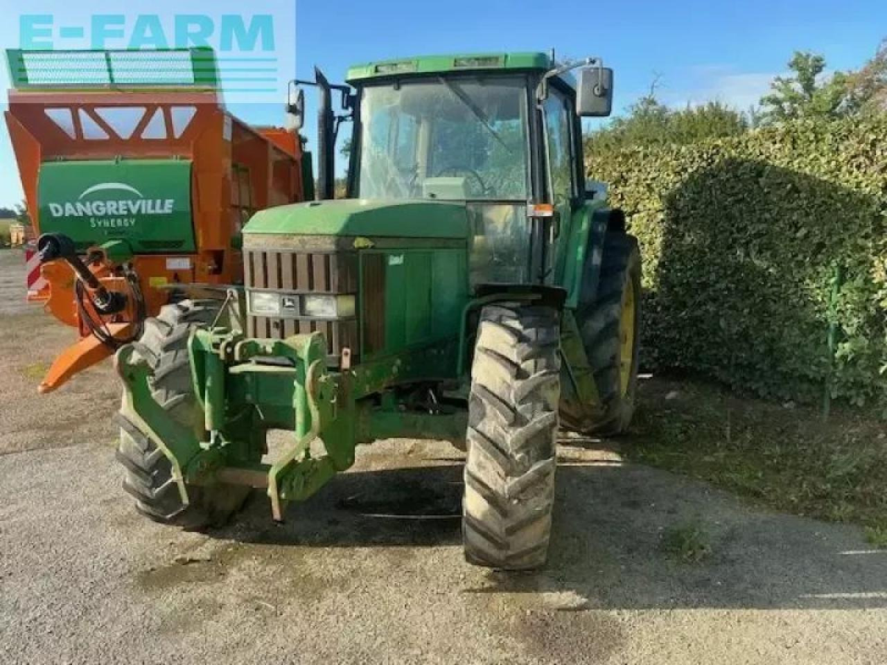 John Deere 6610 - Tractor: afbeelding 2 John Deere 6610 - Tractor: afbeelding 2