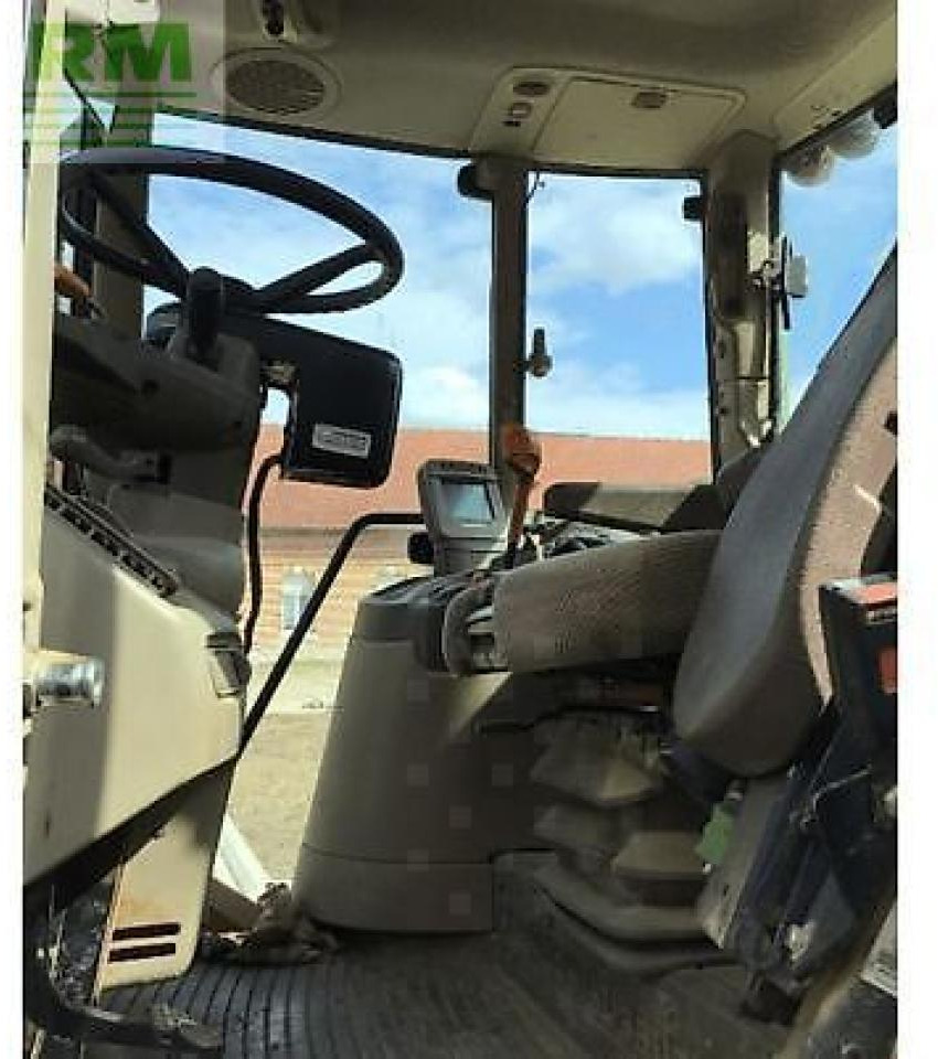 John Deere 6930 premium - Tractor: afbeelding 2 John Deere 6930 premium - Tractor: afbeelding 2