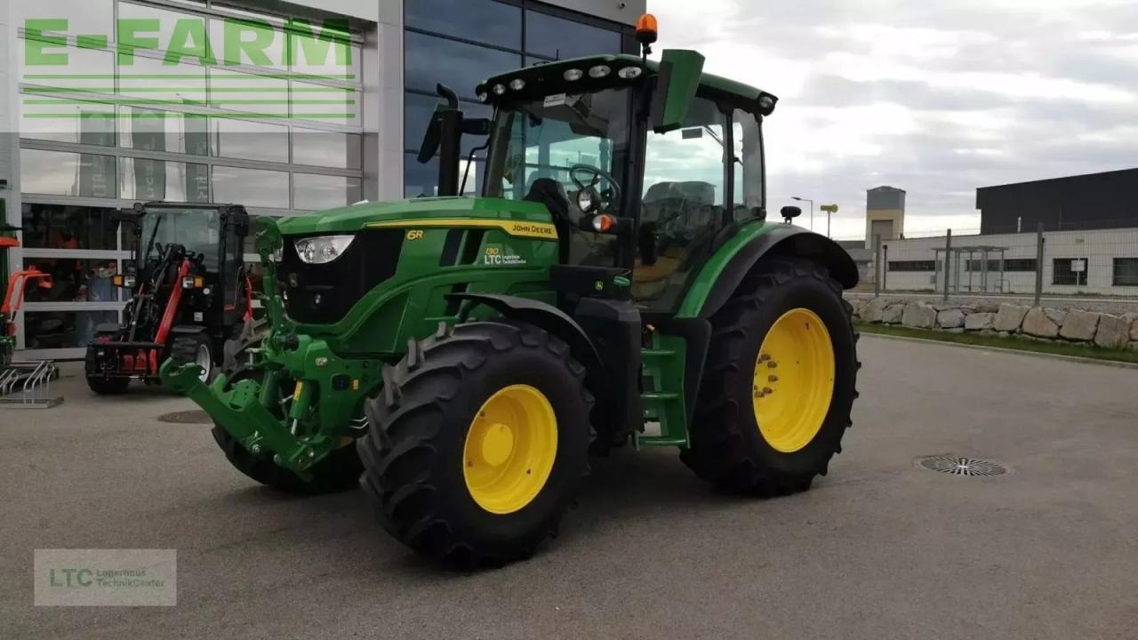 John Deere 6r 130 - Tractor: afbeelding 1 John Deere 6r 130 - Tractor: afbeelding 1