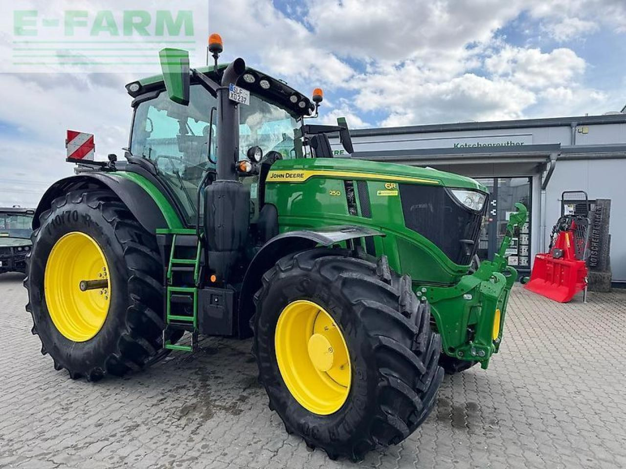John Deere 6r 250 - Tractor: afbeelding 1 John Deere 6r 250 - Tractor: afbeelding 1