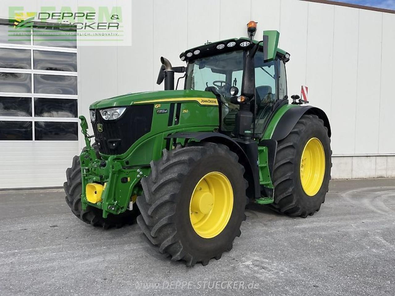John Deere 6r 250 - Tractor: afbeelding 1 John Deere 6r 250 - Tractor: afbeelding 1