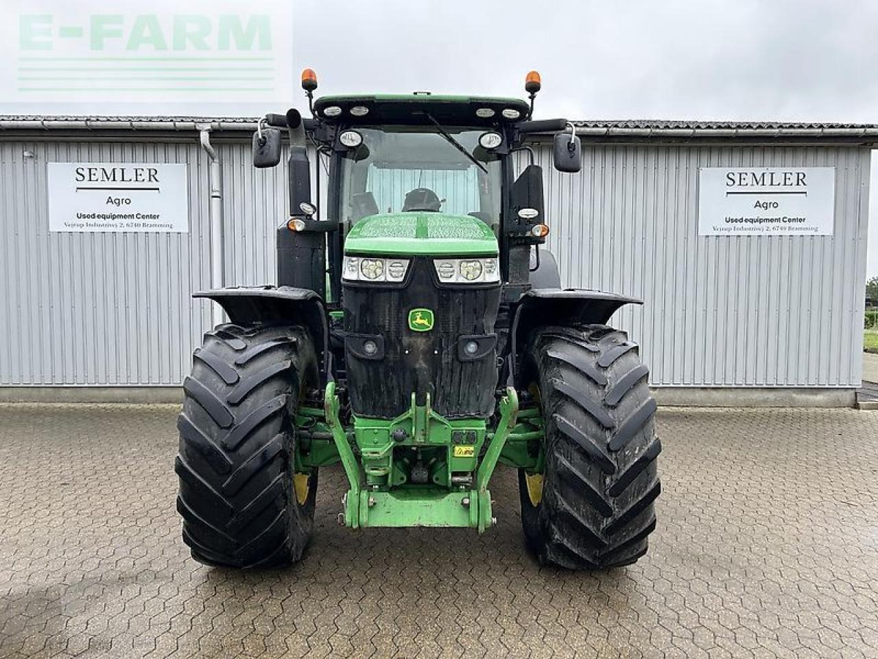 John Deere 7310r - Tractor: afbeelding 2 John Deere 7310r - Tractor: afbeelding 2