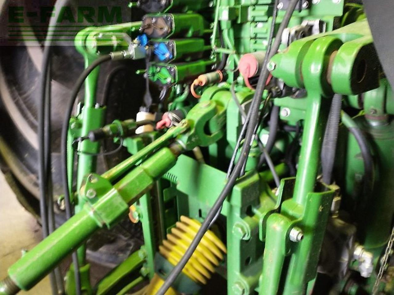 John Deere 7310r my17 ap 40 - Tractor: afbeelding 2 John Deere 7310r my17 ap 40 - Tractor: afbeelding 2