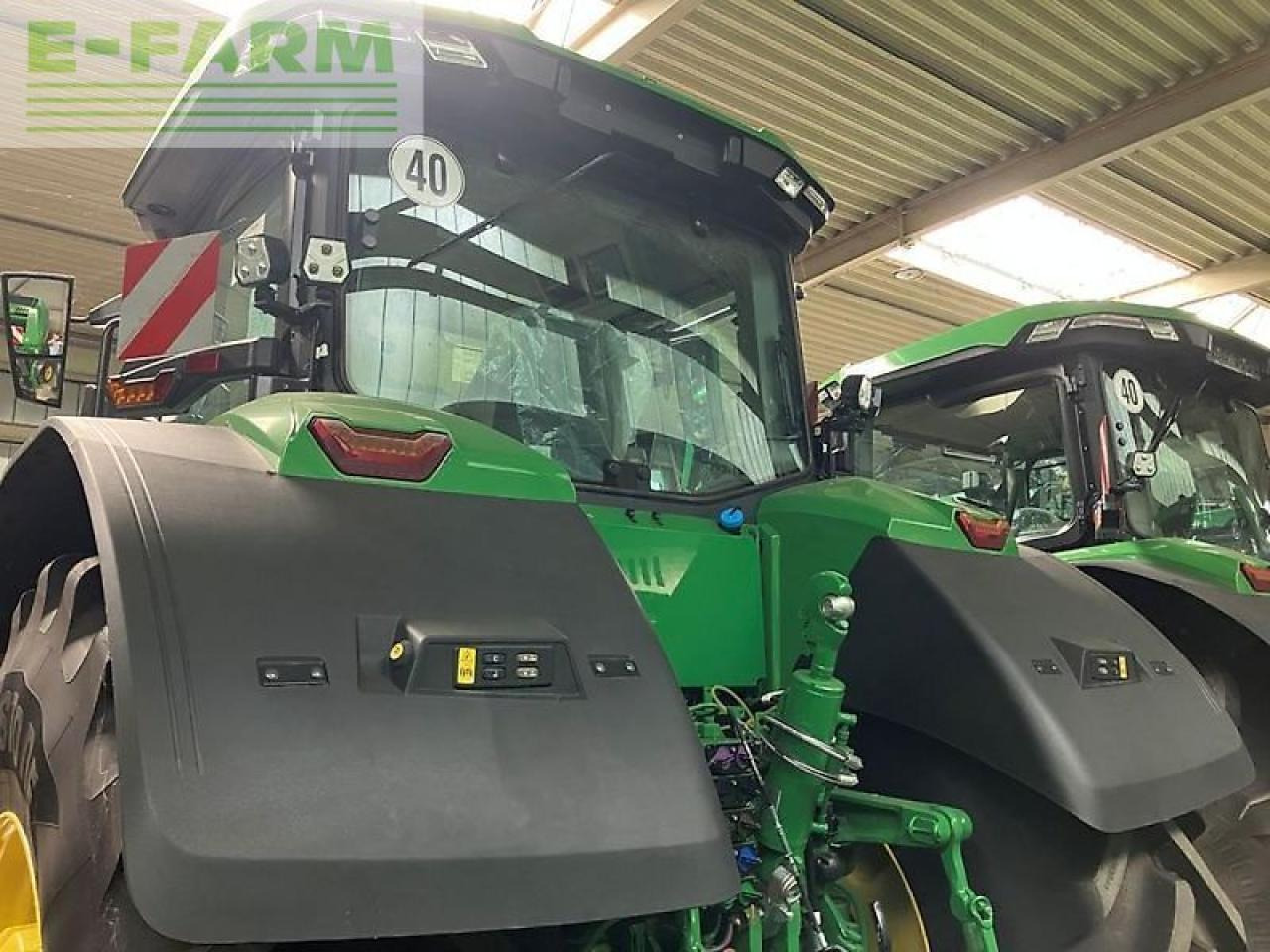 John Deere 7r 330 - Tractor: afbeelding 3 John Deere 7r 330 - Tractor: afbeelding 3