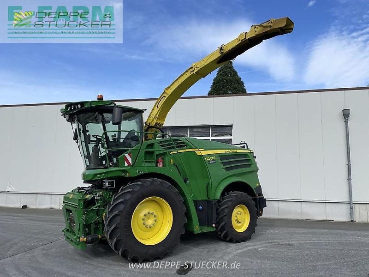 John Deere 8200i mit kemper 345 und kemper 639 - Hakselaar: afbeelding 1 John Deere 8200i mit kemper 345 und kemper 639 - Hakselaar: afbeelding 1
