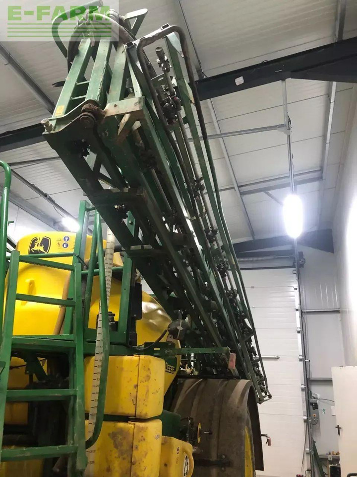 Getrokken veldspuit John Deere 832: afbeelding 7