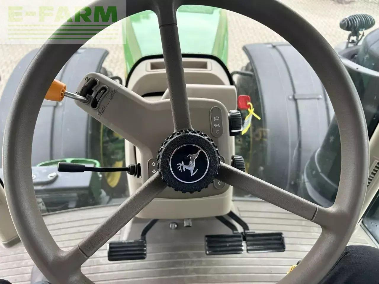 John Deere 8345r - Tractor: afbeelding 4 John Deere 8345r - Tractor: afbeelding 4