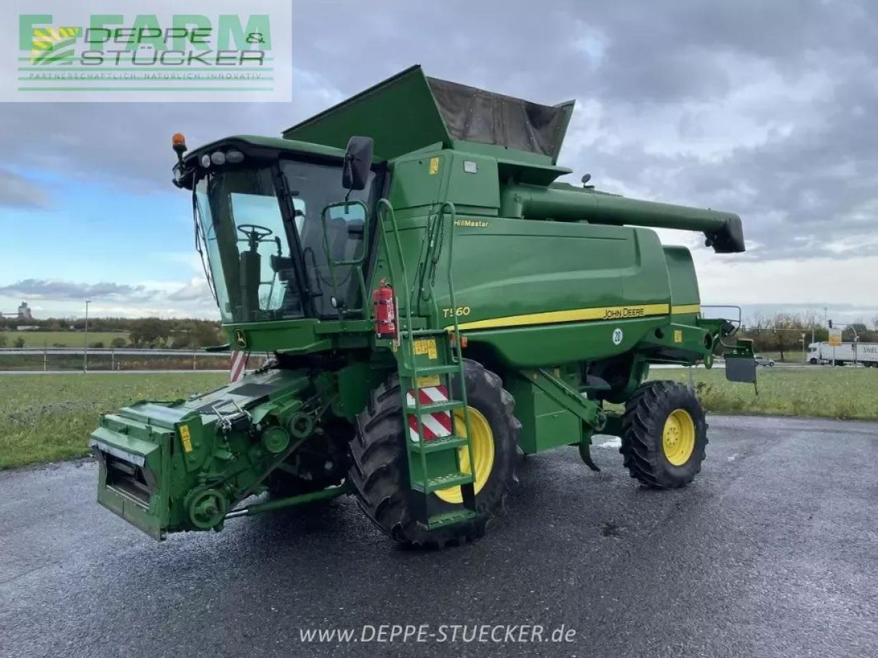 John Deere t560 hillmaster mit 620r und rapstisch - Maaidorser: afbeelding 1 John Deere t560 hillmaster mit 620r und rapstisch - Maaidorser: afbeelding 1