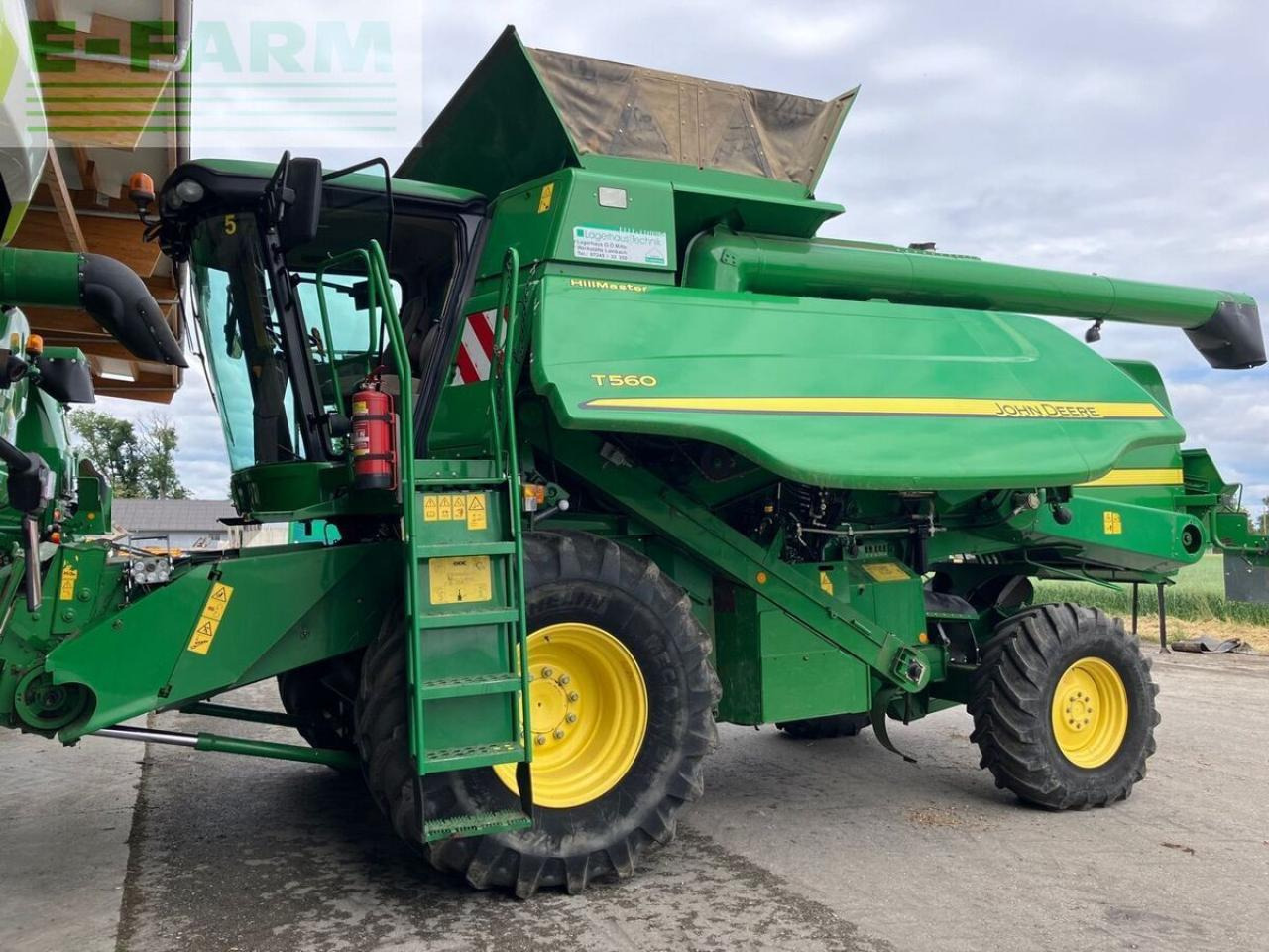 John Deere t560hm - Maaidorser: afbeelding 1 John Deere t560hm - Maaidorser: afbeelding 1