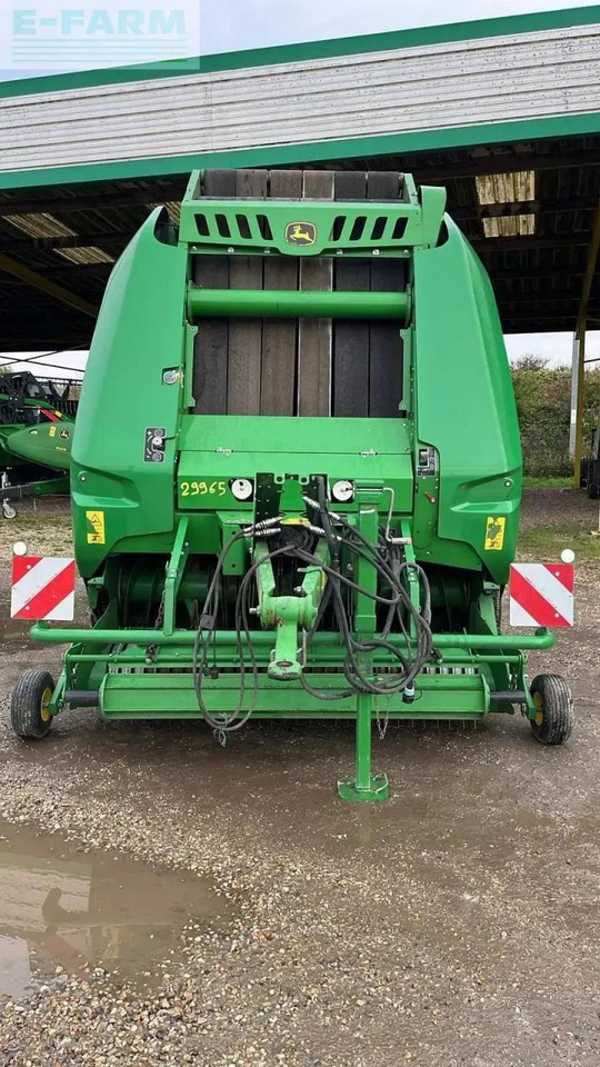 John Deere v461 m - Vierkante balenpers: afbeelding 1 John Deere v461 m - Vierkante balenpers: afbeelding 1