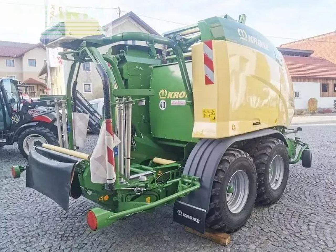 Krone comprima cf155 xc plus press-wickel-kombination - Vierkante balenpers: afbeelding 5 Krone comprima cf155 xc plus press-wickel-kombination - Vierkante balenpers: afbeelding 5