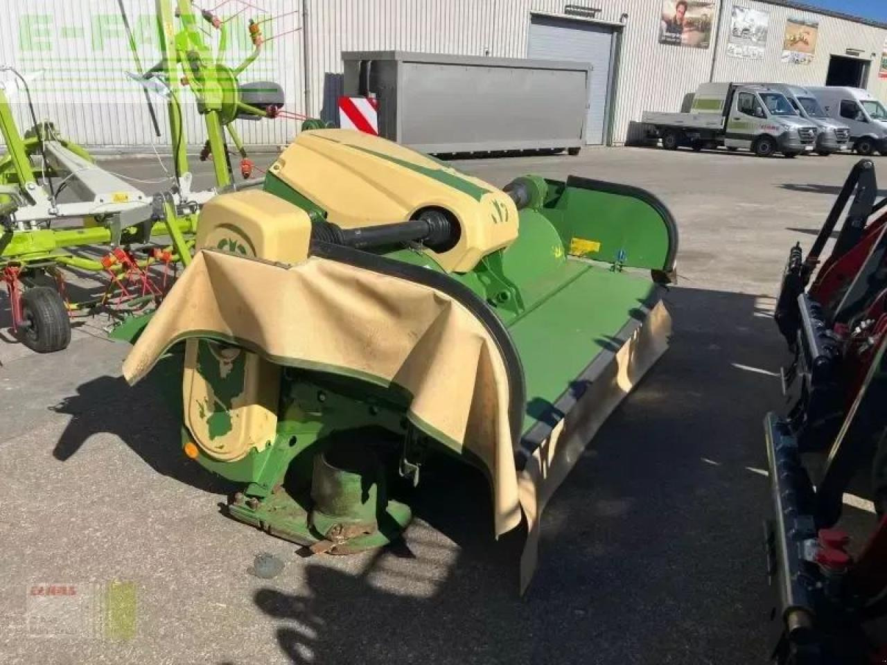 Krone easycut f320 cv - Maaimachine: afbeelding 1 Krone easycut f320 cv - Maaimachine: afbeelding 1