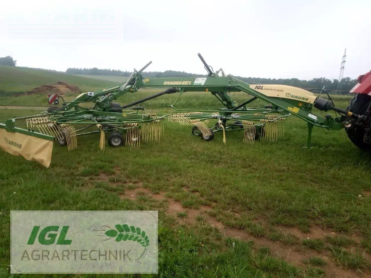 Krone swadro ts 740 - Hooischudder: afbeelding 2 Krone swadro ts 740 - Hooischudder: afbeelding 2