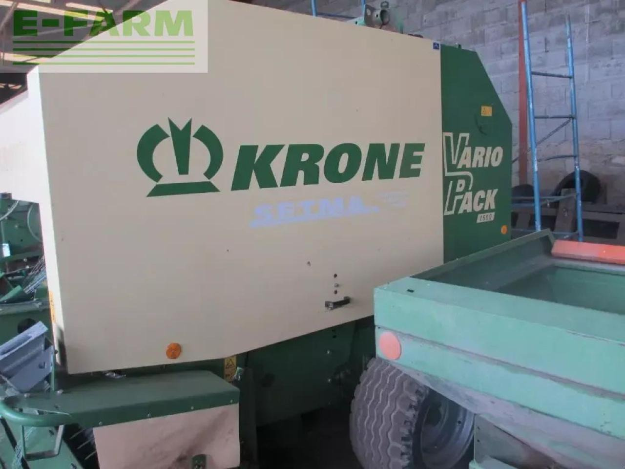 Krone vario pack 1500 - Vierkante balenpers: afbeelding 2 Krone vario pack 1500 - Vierkante balenpers: afbeelding 2