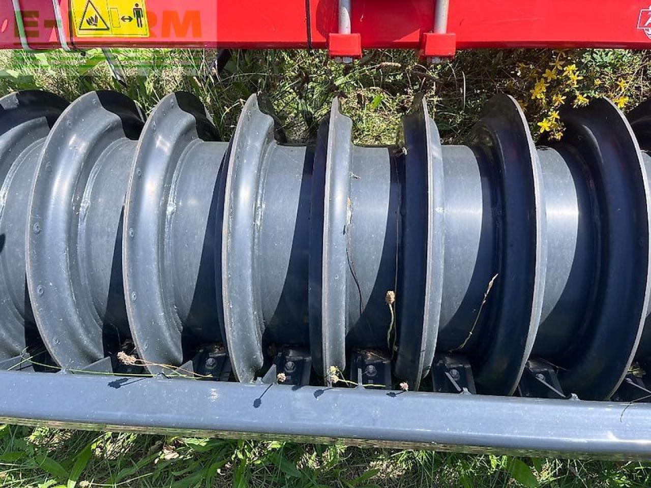Kuhn cultimer l300 ns - Cultivator: afbeelding 4 Kuhn cultimer l300 ns - Cultivator: afbeelding 4
