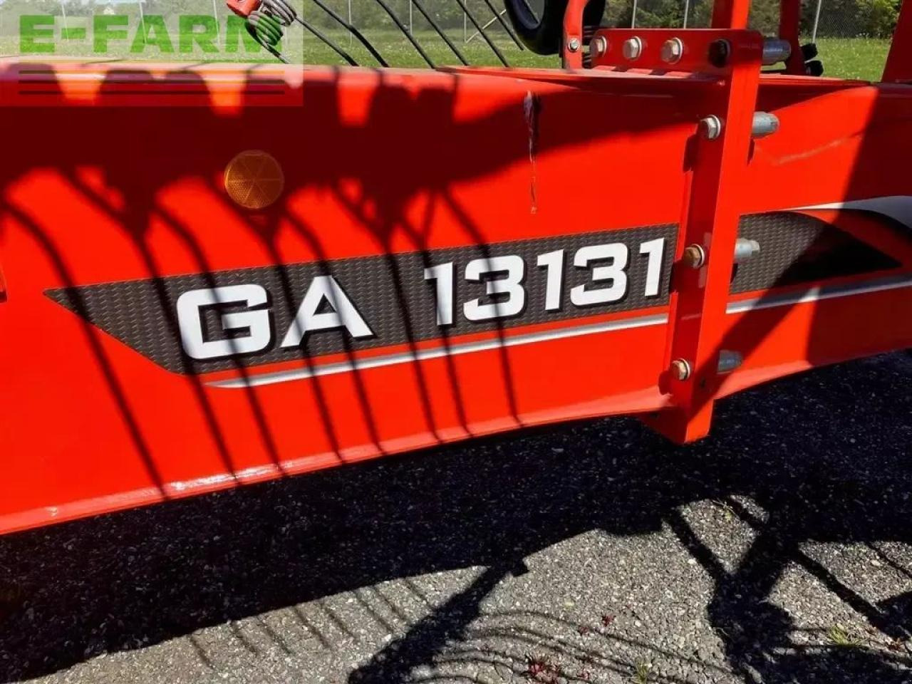 Kuhn ga13131 4-rotors rive - Hooischudder: afbeelding 5 Kuhn ga13131 4-rotors rive - Hooischudder: afbeelding 5