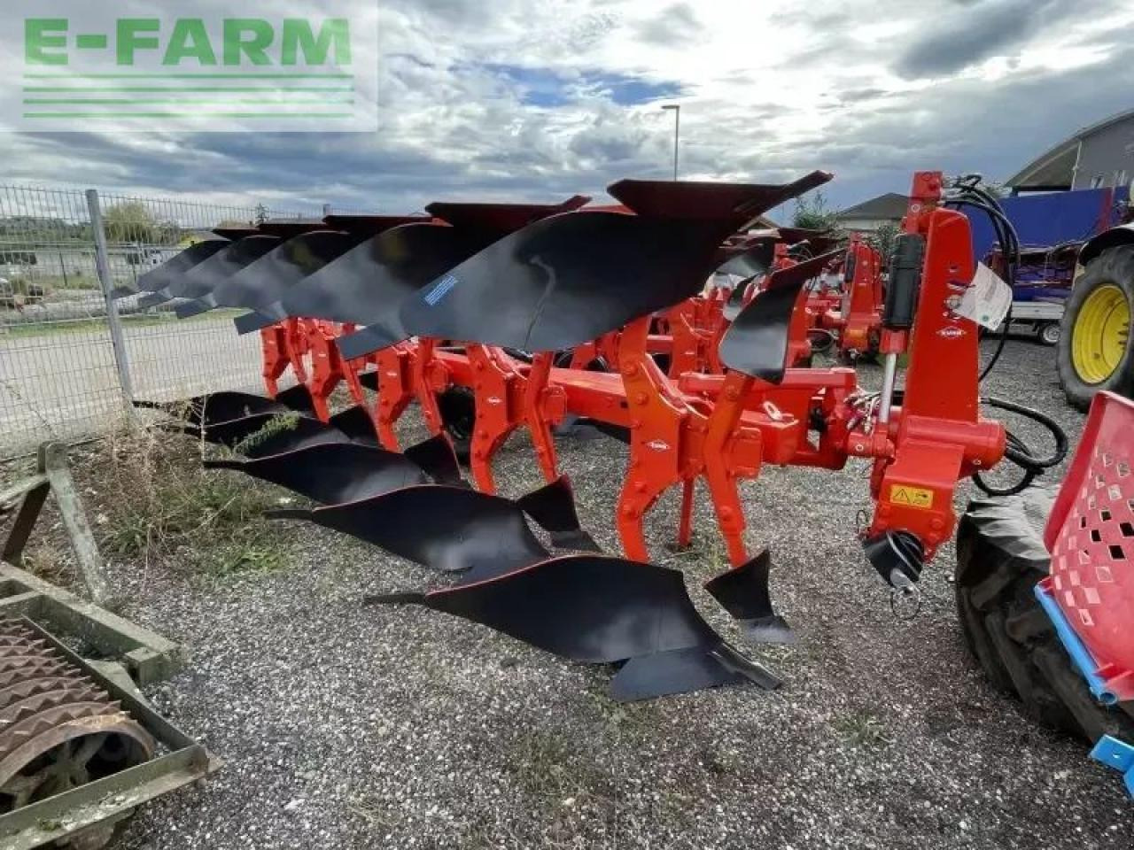 Kuhn varimaster 153 4e5t - Ploeg: afbeelding 3 Kuhn varimaster 153 4e5t - Ploeg: afbeelding 3