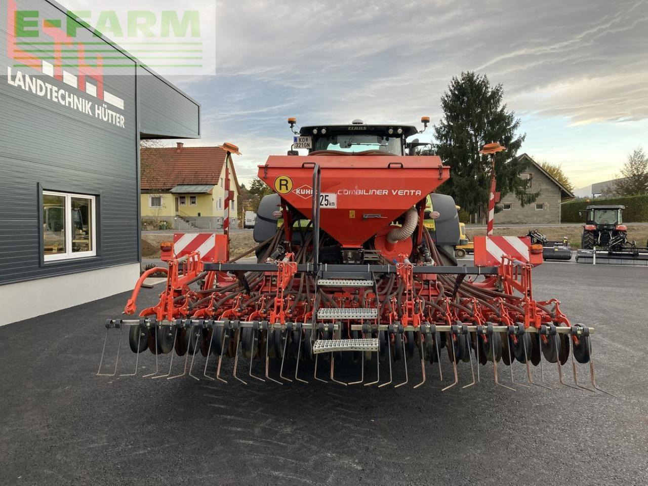 Kverneland ngs 101 mit kuhn venta lc 4000 - Zaaicombinatie: afbeelding 1 Kverneland ngs 101 mit kuhn venta lc 4000 - Zaaicombinatie: afbeelding 1