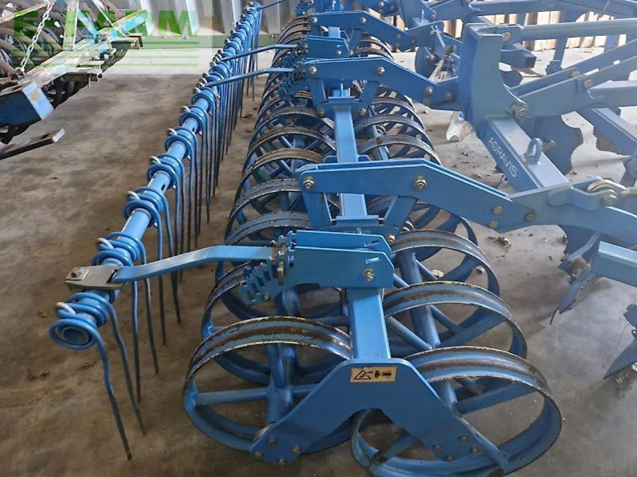 Lemken karat 9/400 - Cultivator: afbeelding 5 Lemken karat 9/400 - Cultivator: afbeelding 5