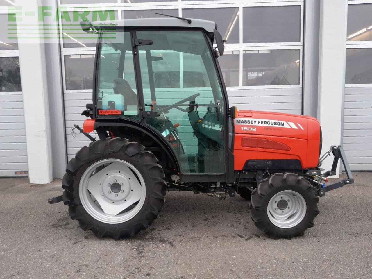 Massey Ferguson 1532 - Tractor: afbeelding 3 Massey Ferguson 1532 - Tractor: afbeelding 3