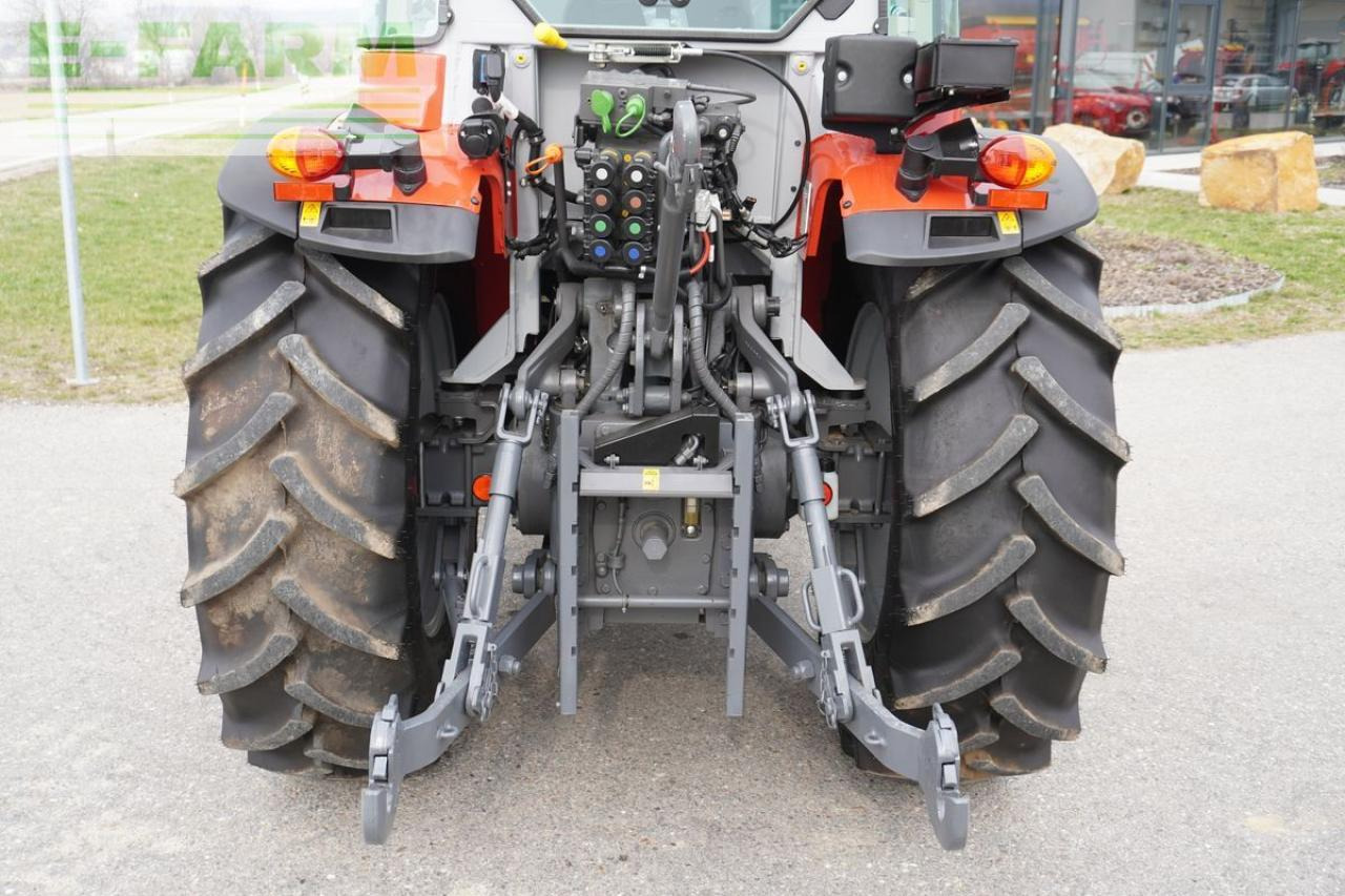 Massey Ferguson 3wf.115 efficient - Tractor: afbeelding 5 Massey Ferguson 3wf.115 efficient - Tractor: afbeelding 5