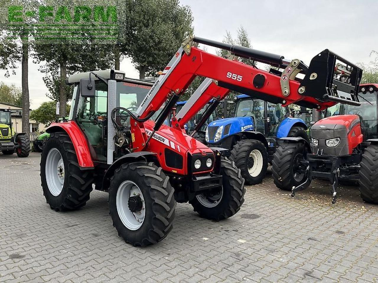Massey Ferguson 5455 dyna-4 + massey ferguson 955 - Tractor: afbeelding 3 Massey Ferguson 5455 dyna-4 + massey ferguson 955 - Tractor: afbeelding 3