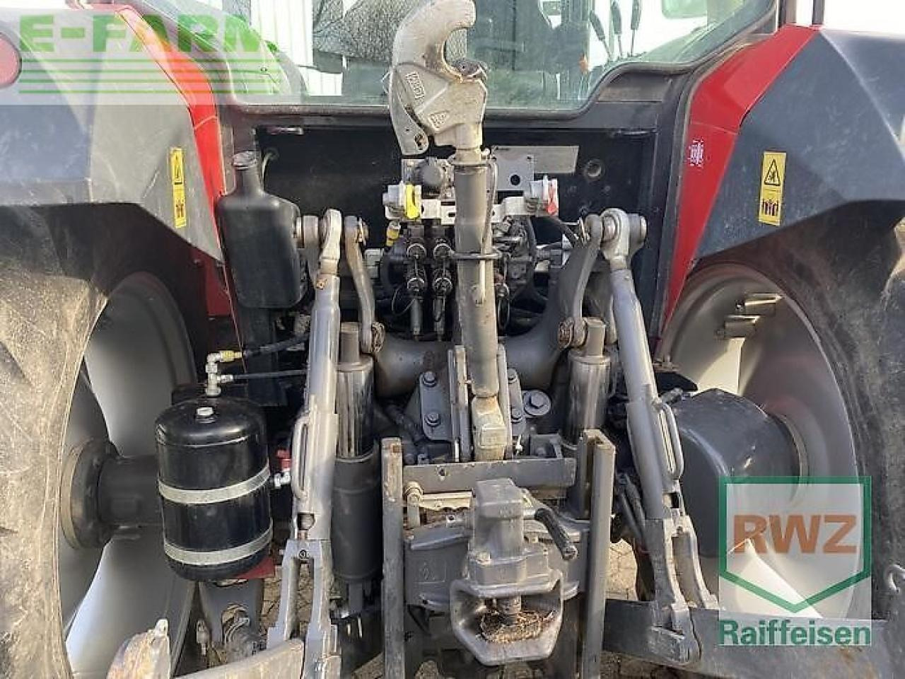 Massey Ferguson 6712 - Tractor: afbeelding 4 Massey Ferguson 6712 - Tractor: afbeelding 4