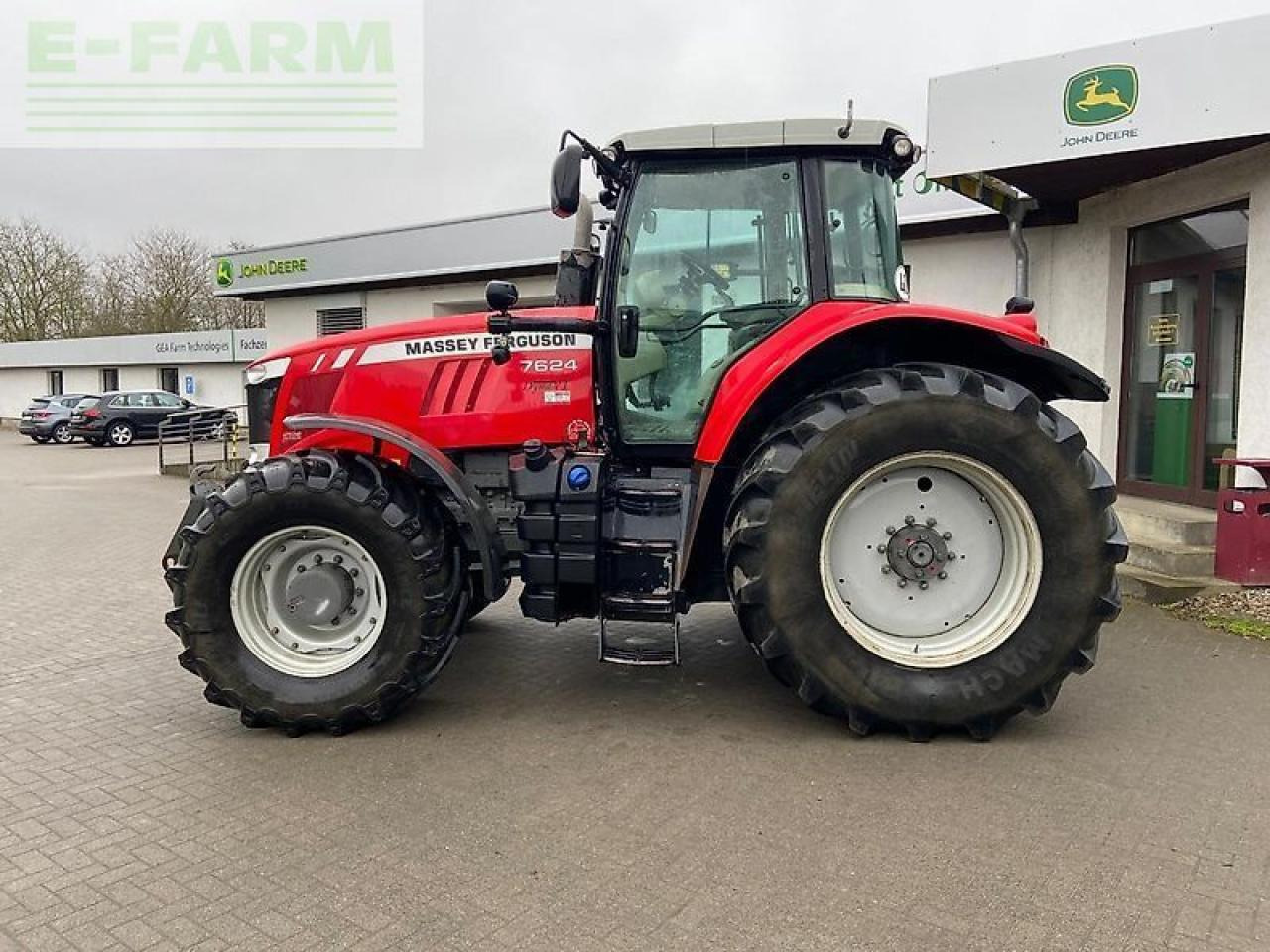 Massey Ferguson 7624 - Tractor: afbeelding 2 Massey Ferguson 7624 - Tractor: afbeelding 2