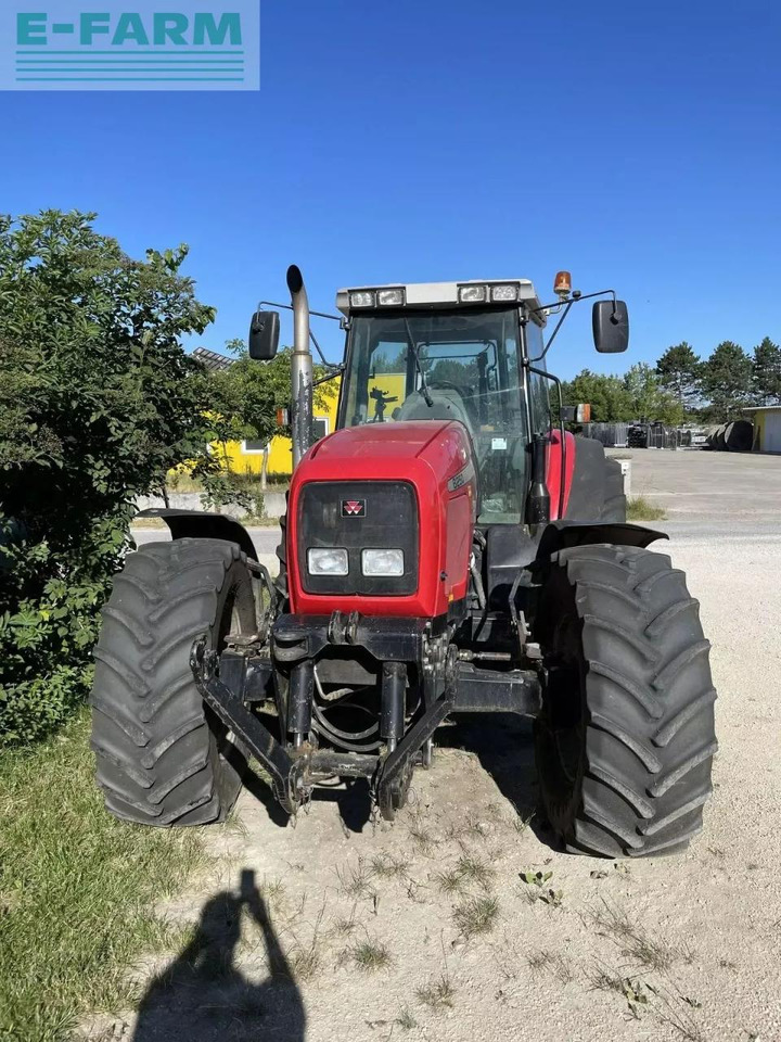 Massey Ferguson 8250-4 - Tractor: afbeelding 2 Massey Ferguson 8250-4 - Tractor: afbeelding 2