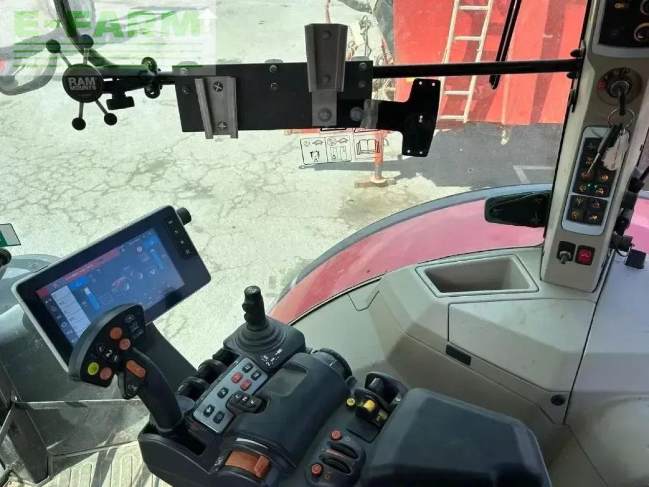 Massey Ferguson 8730s exclusive - Tractor: afbeelding 2 Massey Ferguson 8730s exclusive - Tractor: afbeelding 2