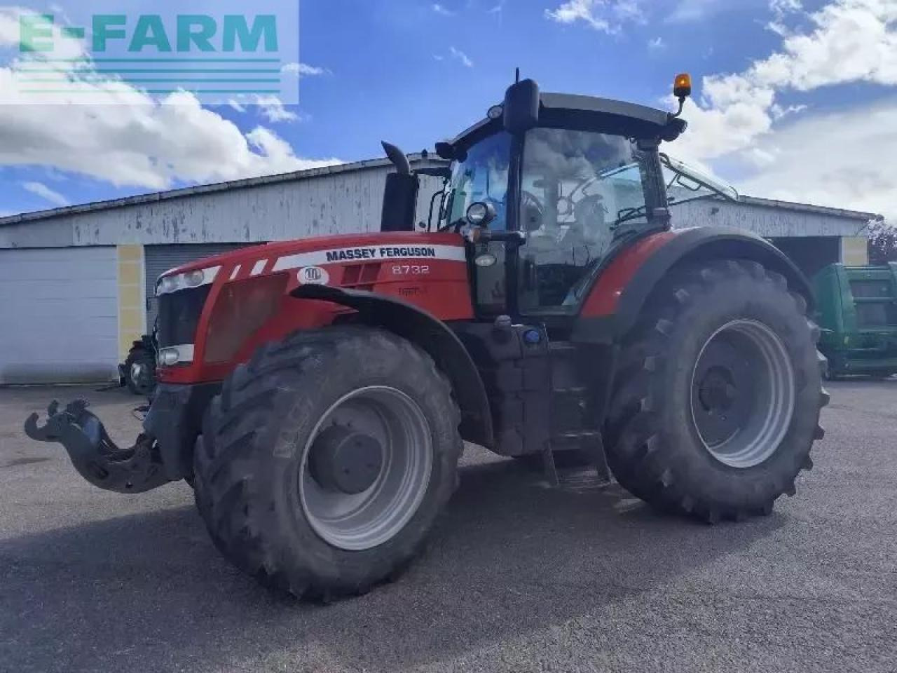 Massey Ferguson 8732 - Tractor: afbeelding 1 Massey Ferguson 8732 - Tractor: afbeelding 1