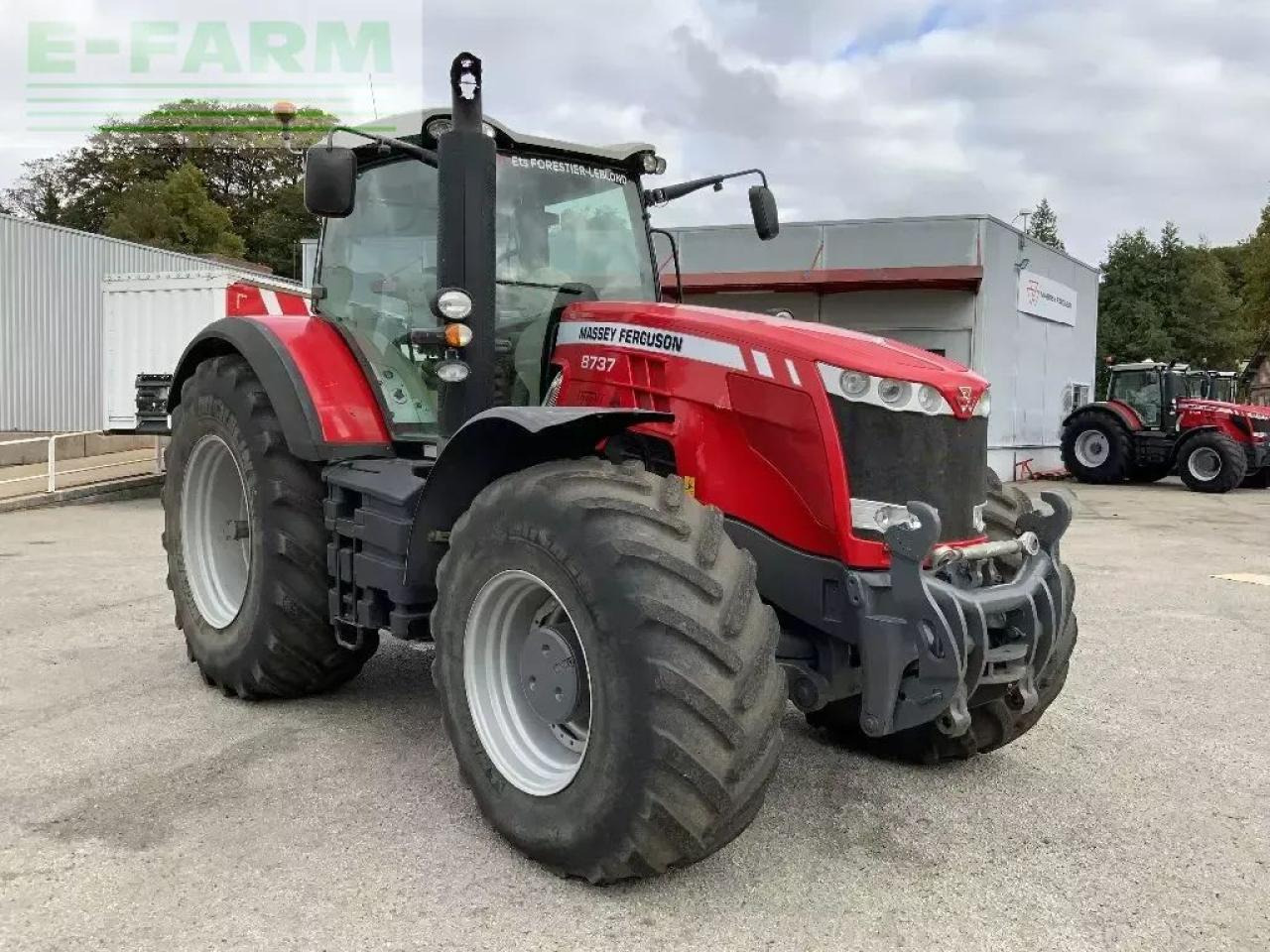 Massey Ferguson 8737 - Tractor: afbeelding 1 Massey Ferguson 8737 - Tractor: afbeelding 1