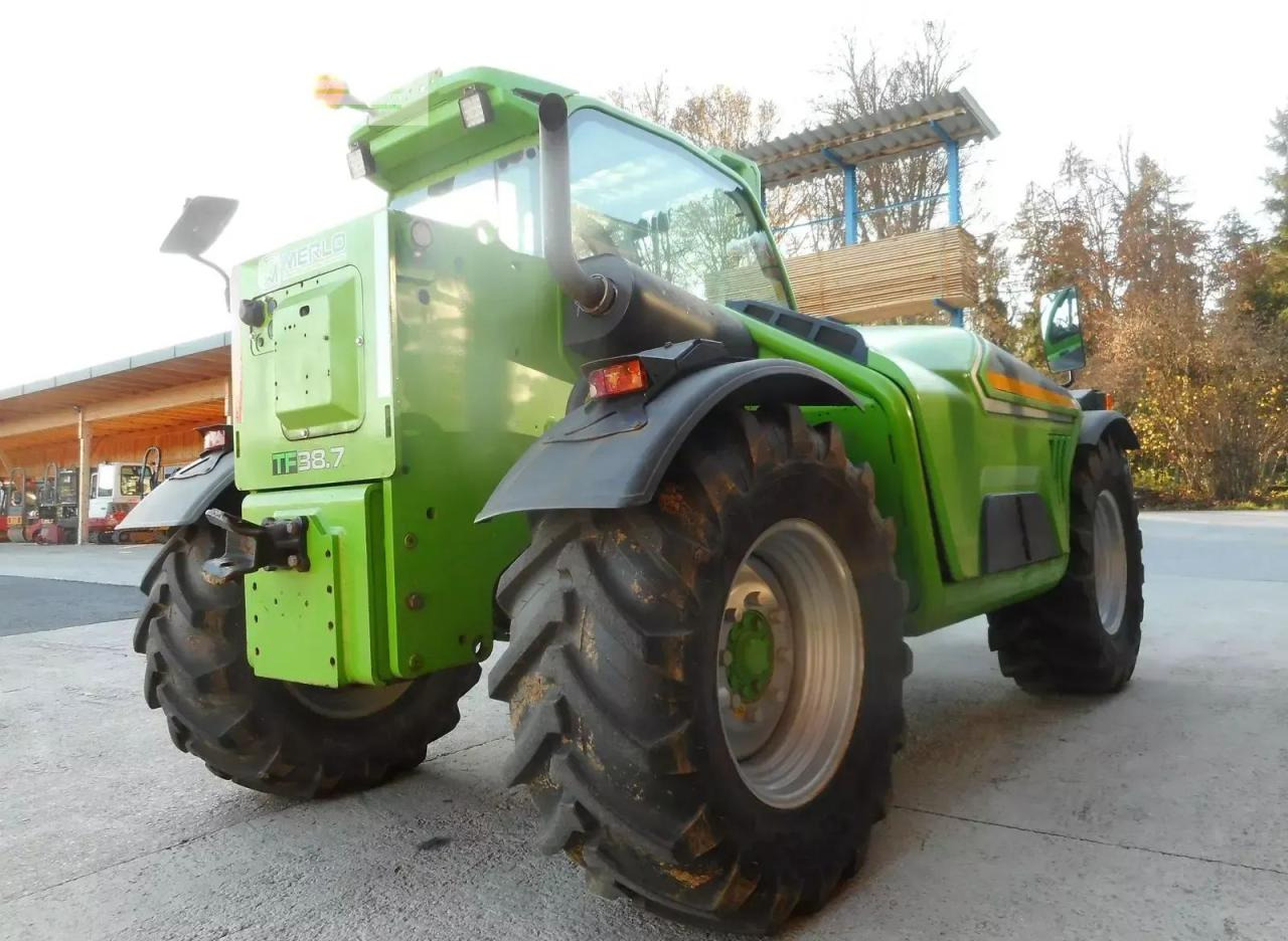 Merlo tf38.7-120 40km/h ( 3,8t - 7m ) - Verreiker: afbeelding 4 Merlo tf38.7-120 40km/h ( 3,8t - 7m ) - Verreiker: afbeelding 4
