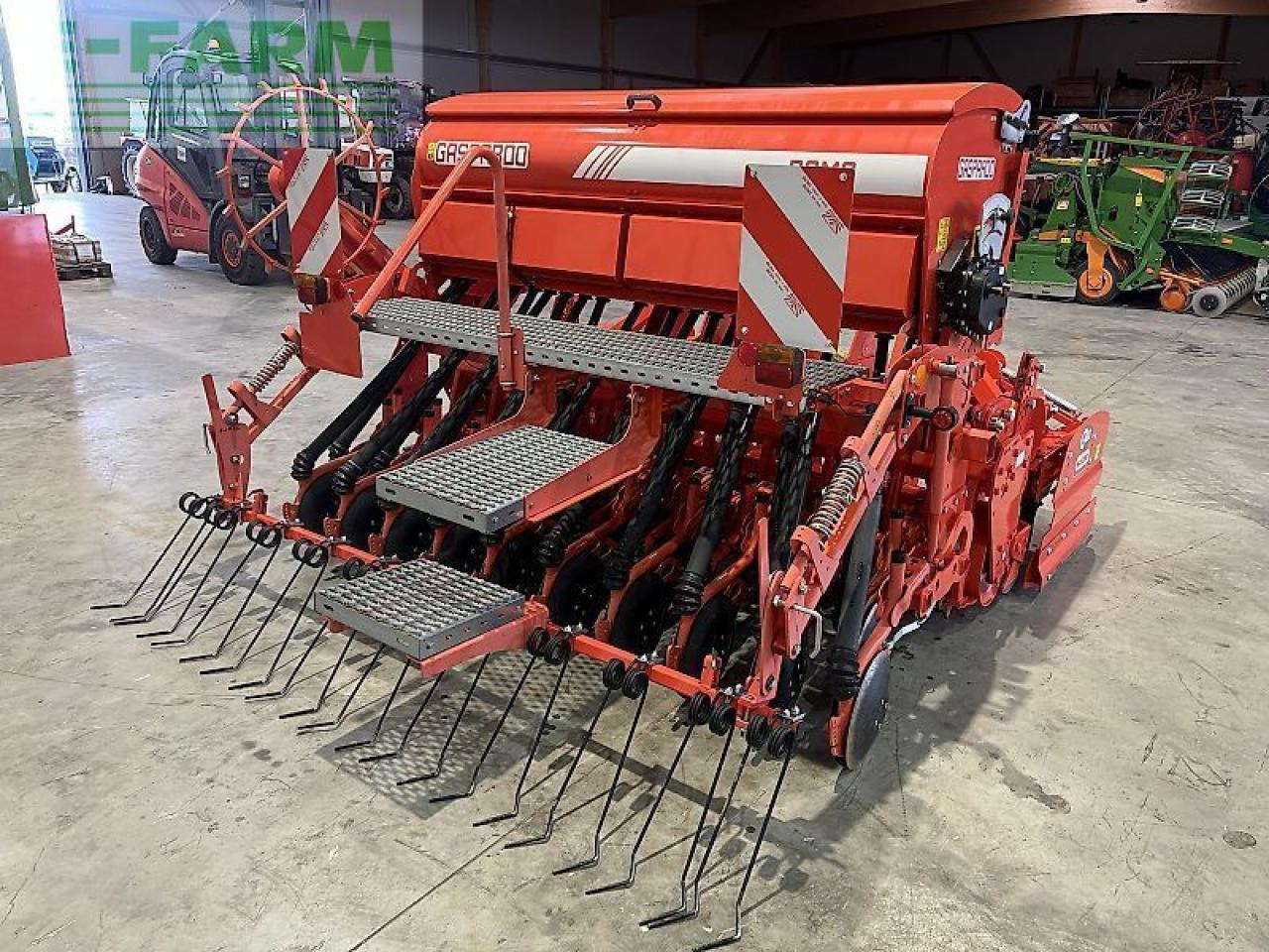 Mustang maschio / gaspardo säkombination dc + dama 250 - Zaaimachine: afbeelding 3 Mustang maschio / gaspardo säkombination dc + dama 250 - Zaaimachine: afbeelding 3