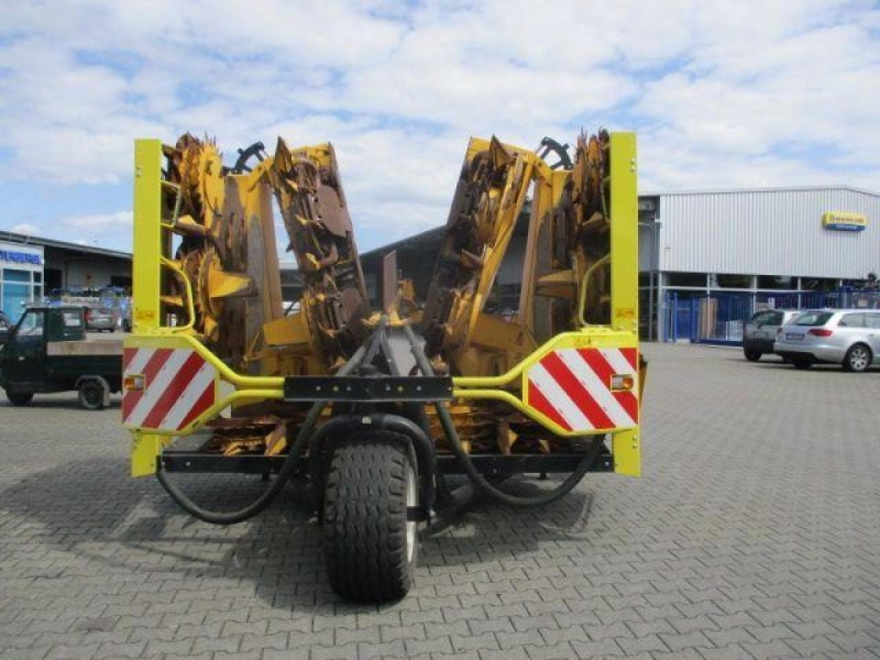 New Holland 90 sfi - 12reihig - Hakselaar toebehoor: afbeelding 3 New Holland 90 sfi - 12reihig - Hakselaar toebehoor: afbeelding 3