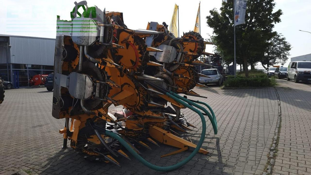 New Holland 90 sfi / kemper maisgebiss 390 - Hakselaar toebehoor: afbeelding 4 New Holland 90 sfi / kemper maisgebiss 390 - Hakselaar toebehoor: afbeelding 4
