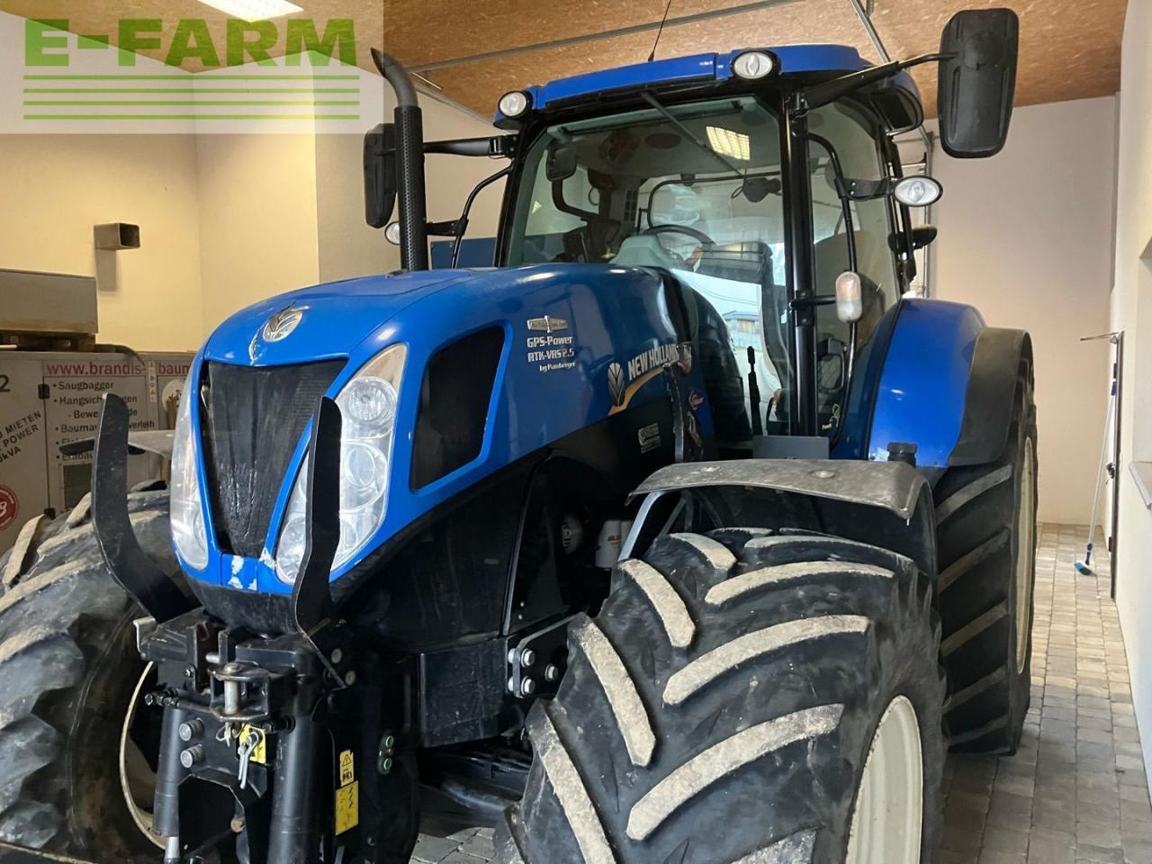 New Holland T7.220 - Tractor: afbeelding 1 New Holland T7.220 - Tractor: afbeelding 1