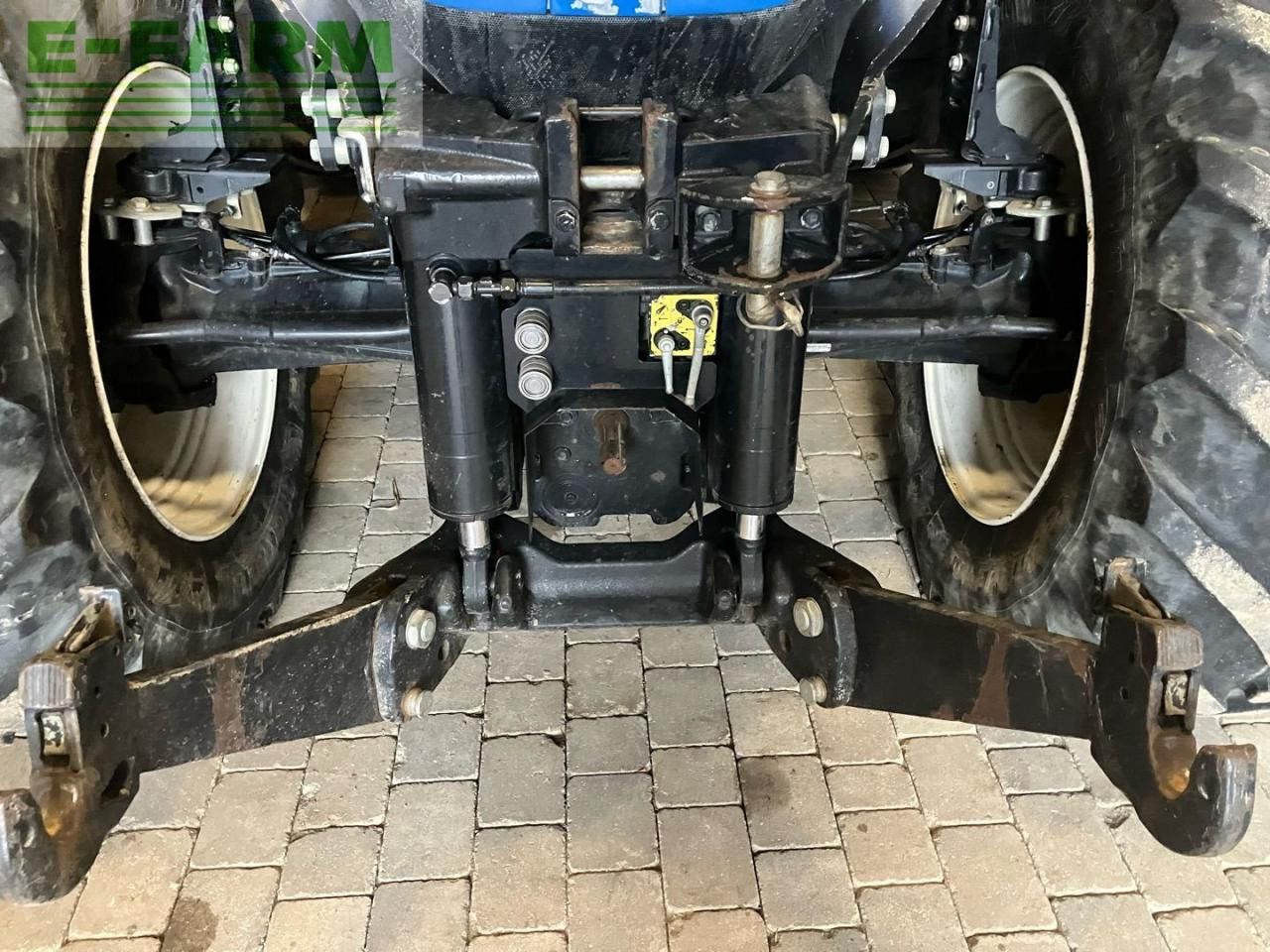 New Holland T7.220 - Tractor: afbeelding 2 New Holland T7.220 - Tractor: afbeelding 2