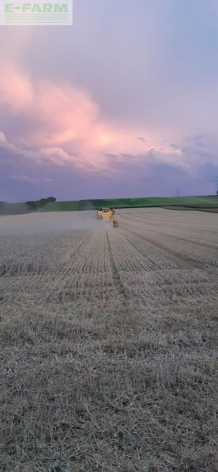 Maaidorser New Holland new holland tc 56: afbeelding 9 Maaidorser New Holland new holland tc 56: afbeelding 9