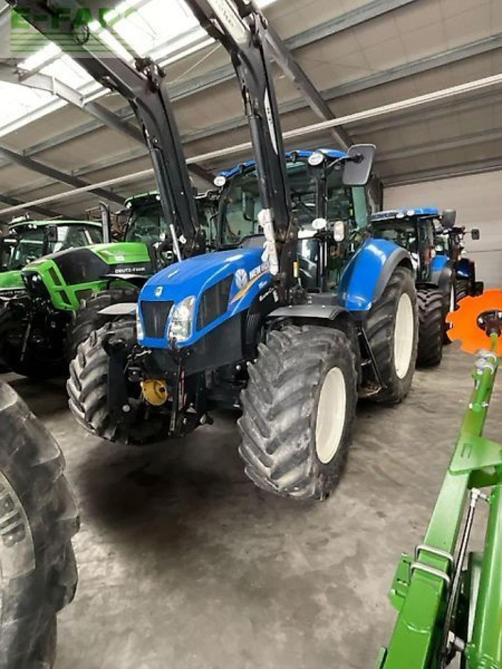New Holland t 5.105 electro command - Tractor: afbeelding 1 New Holland t 5.105 electro command - Tractor: afbeelding 1