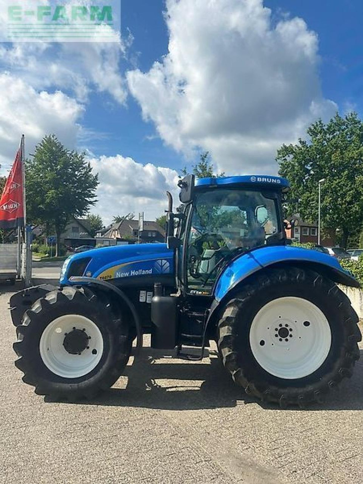New Holland t 6070 elite aec Elite - Tractor: afbeelding 2 New Holland t 6070 elite aec Elite - Tractor: afbeelding 2