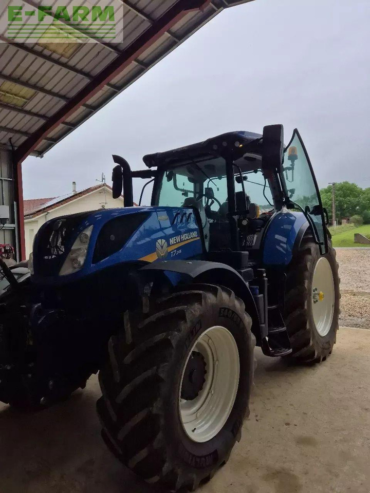 New Holland t 7.245 - Tractor: afbeelding 1 New Holland t 7.245 - Tractor: afbeelding 1