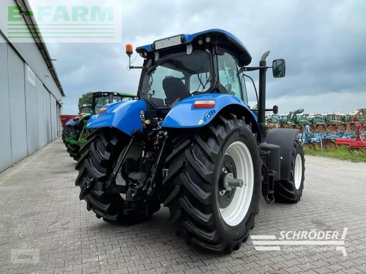 New Holland t 7.270 autocommand - Tractor: afbeelding 3 New Holland t 7.270 autocommand - Tractor: afbeelding 3