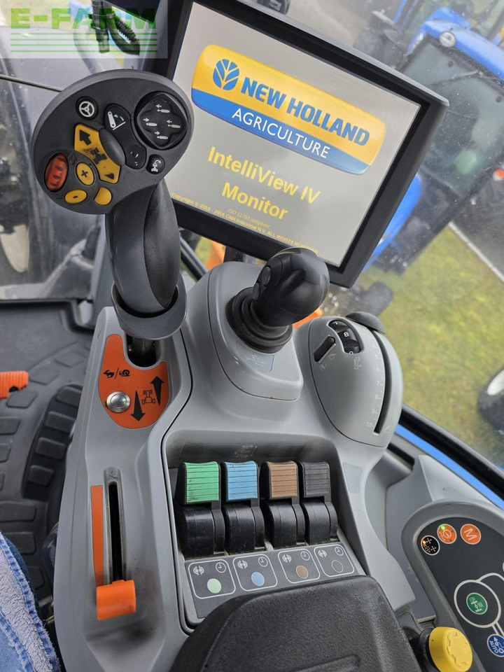 New Holland t7.185 auto command - Tractor: afbeelding 2 New Holland t7.185 auto command - Tractor: afbeelding 2