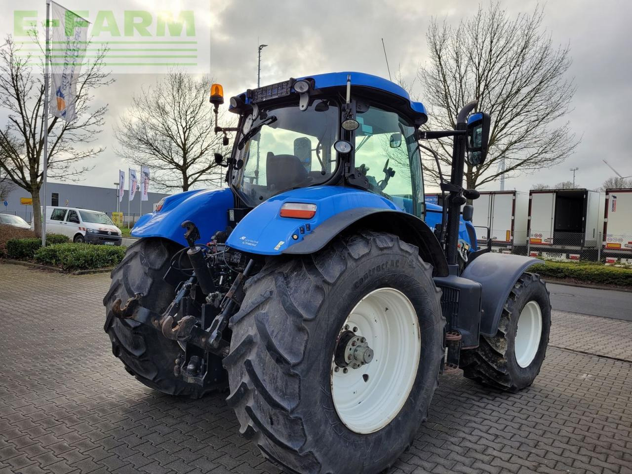New Holland t7.220 ac - Tractor: afbeelding 4 New Holland t7.220 ac - Tractor: afbeelding 4