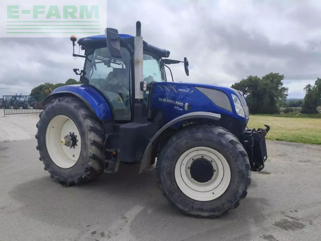 New Holland t7 245 ac - Tractor: afbeelding 1 New Holland t7 245 ac - Tractor: afbeelding 1