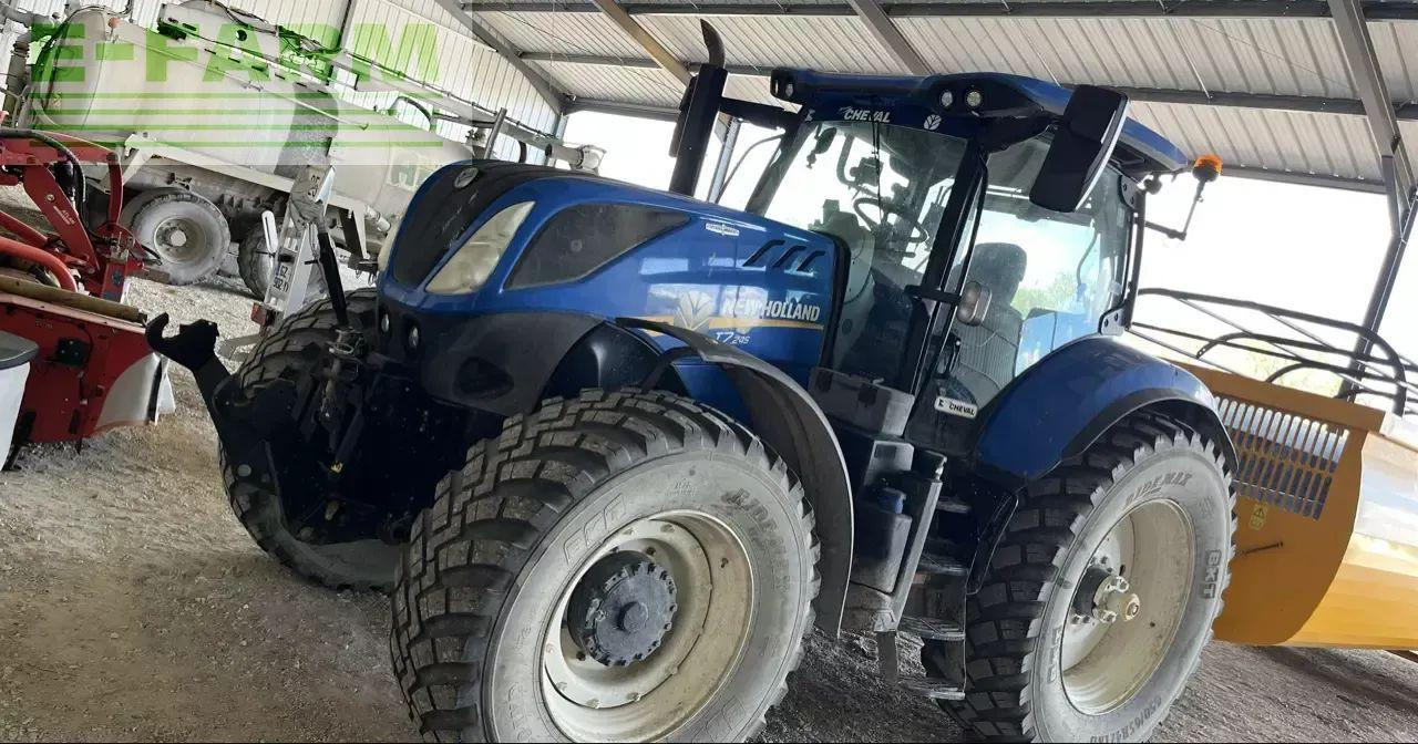 New Holland t7.245 ac n°14 cheval - Tractor: afbeelding 2 New Holland t7.245 ac n°14 cheval - Tractor: afbeelding 2