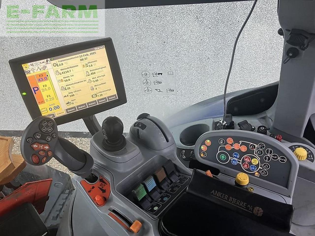 New Holland t7.315 ac bluepower - Tractor: afbeelding 2 New Holland t7.315 ac bluepower - Tractor: afbeelding 2