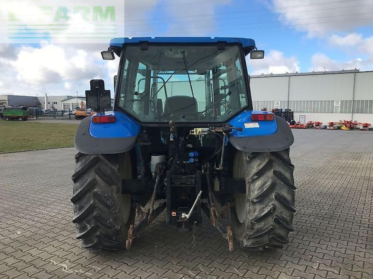 New Holland tl 90 a dt A - Tractor: afbeelding 3 New Holland tl 90 a dt A - Tractor: afbeelding 3