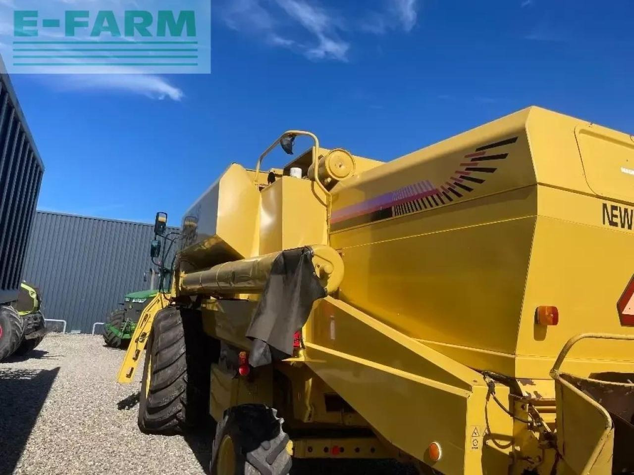 New Holland tx 66 - Maaidorser: afbeelding 4 New Holland tx 66 - Maaidorser: afbeelding 4